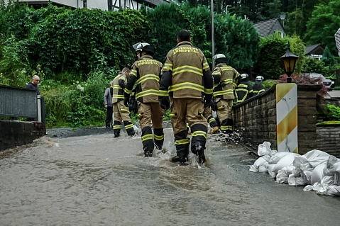 Feuerwehrleute.JPG Feuerwehrleute.JPG © Stadt Ennepetal