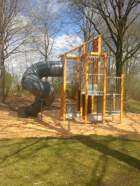 Neuer Spielturm auf dem Spielplatz Oberbauer&nbsp;&copy;&nbsp;Stadt Ennepetal
